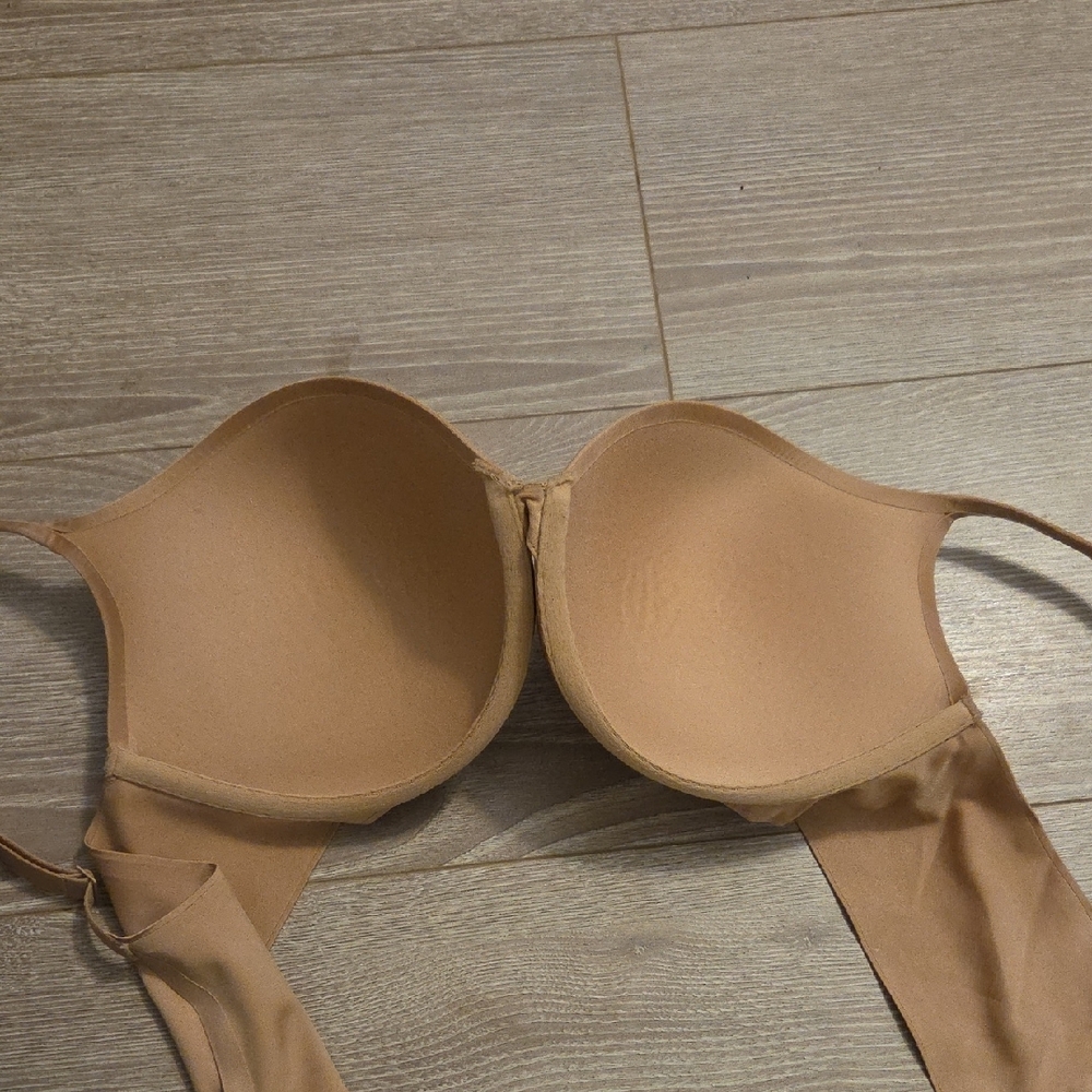 SKIMS Tan Smooth Bra - Picture 4 of 4
